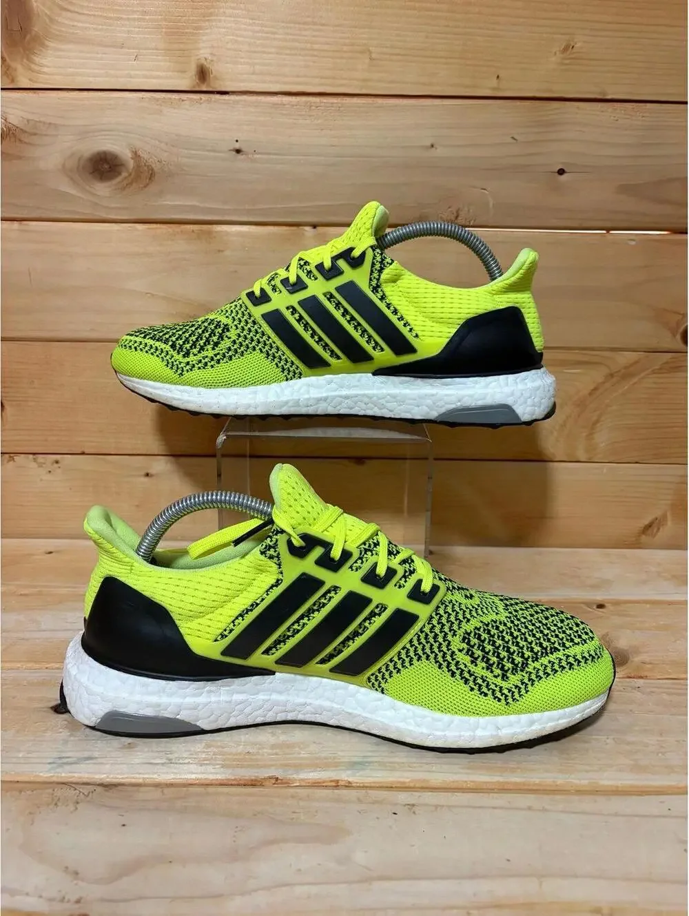 Original 2016 Adidas Ultra Boost 1.0  Solar Yellow - s77414 - Mens size 8.5